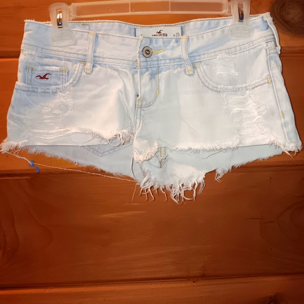 Hollister booty shorts